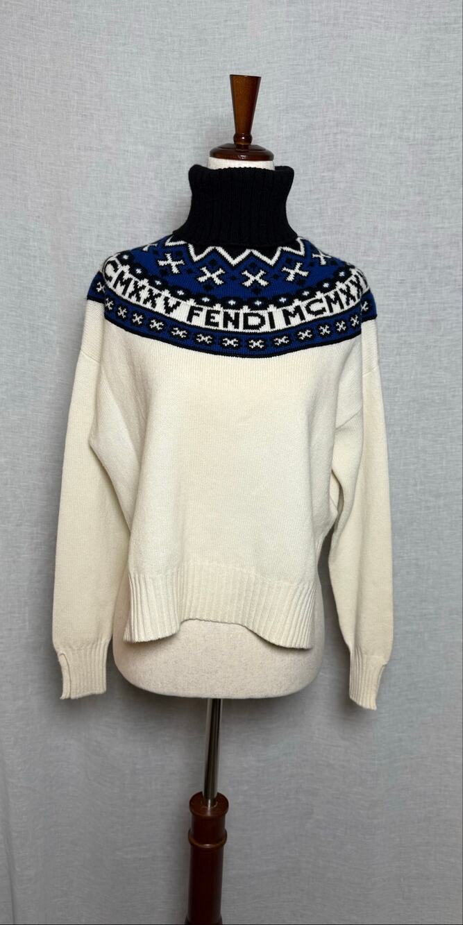 FENDI Karl Lagerfeld Fair Isle Cashmere Wool Turtleneck Sweater Logo Intarsia
36